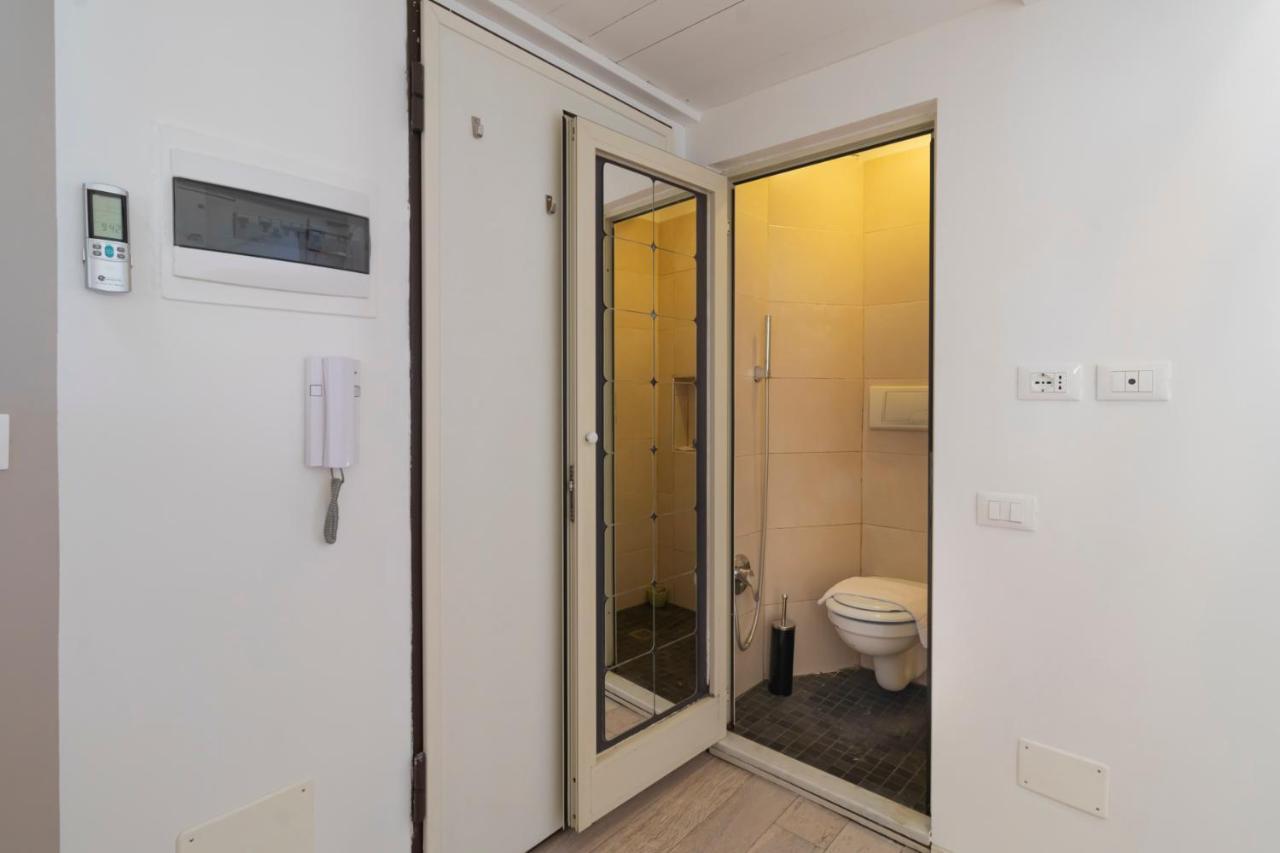 Piccolo Loft Sui Navigli Apartment Милано Екстериор снимка